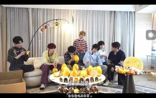 🦷:张真源,我会一直记得咱俩没有一起去的新加坡#宋亚轩 #张真源 #源轩 #轩源