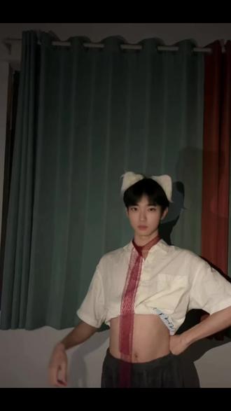 摇一摇跳一跳,红舞鞋在脚下准备💃#热门 #叶罗丽片尾曲 #0