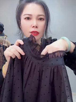 植绒爱心小衫#纱纱感#若隐若现的你 #小个子显高显瘦穿搭