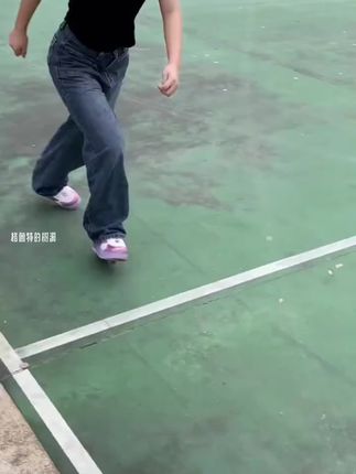 暴走鞋 #暴走鞋 #轮滑鞋 l#溜冰鞋 #轮子鞋 #轮滑暴走鞋