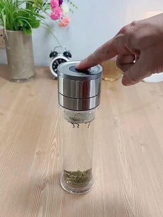 夏日男士必备!耐高温防烫大容量车载茶水分离水杯 #大容量水杯 #车载专用杯 #夏日男士水杯 #茶水分离杯 #耐高温水杯