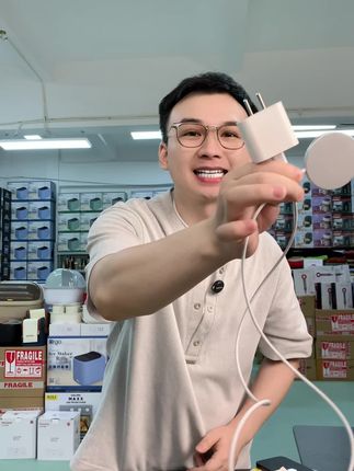 #磁吸充电 #苹果磁吸充电 #苹果充电器 #苹果快充 #苹果手机