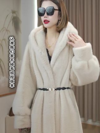 #时尚保暖 #轻奢女装 #女人穿搭 #形象美学 #女人味十足