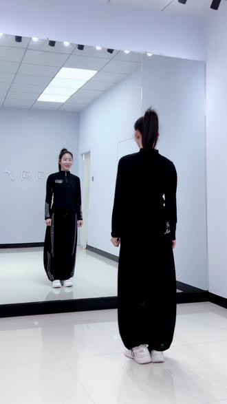 《青山巅》背面口令分解#润润广场舞队 #青山巅