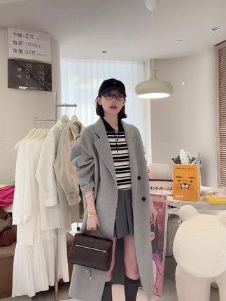 缪系直角肩polo上衣#极简穿搭 #高级感穿搭 #polo衫穿搭 #跟着瓜瓜学穿搭
