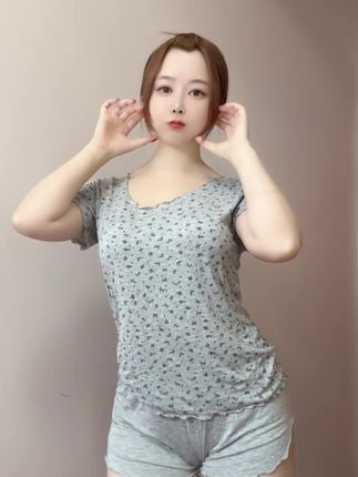 哇哦