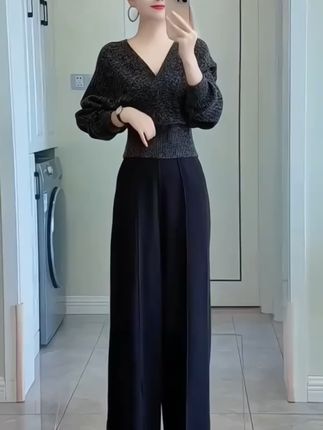 #显高显瘦穿搭 #显高显瘦显腿长 #高级感穿搭 #女装穿搭 #服装时装爱美穿搭时尚潮流