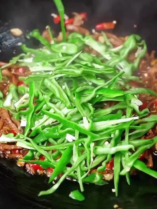 白背木耳丝,凉拌,炒肉丝,炒三丝都好吃,一家人都喜欢#白木耳丝 #木耳丝炒肉 #美食分享 #抖音美食创作者