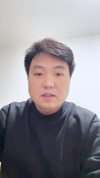 我现在最头疼的就是没找到更好的办法去调用GPT官方的api,大家有好的解决办法吗?#GPT #AI #插件 #Gemini