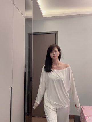 #今日穿搭 #通勤搭配技巧 #慵懒风穿搭 #甜美穿搭 #新衣服可以治愈各种不开心
