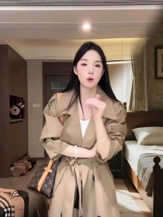 风衣外套女款2025新款高级感廓形大翻领双排扣长款气质卡其色大衣#女装#女装新品日 #大衣#外套#气质