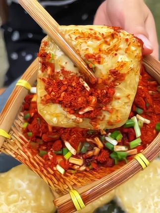 贵州手撕豆干,Q弹软嫩,又香又好吃😋 #乡村美食满满的烟火气 #贵州大方六龙手撕豆干 #灵魂蘸料 #地方特色小吃 #美食
