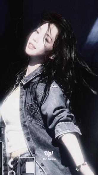 自己心肝不争气关智敏什么事#柳智敏#Karina#五女一五颜一