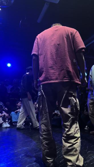 爆🔥OSAKA GET DOWN 分支OSOL 裁判秀 locking: #tama #cio
popping: #hoan #kite
kite和hoan 2r battle形式的judge show 🔥🔥🔥