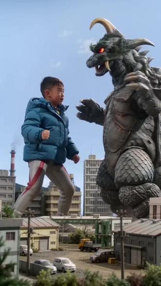 仔仔大战奥特曼#豆包AI #拍出电影感 #迪迦 #怪兽 #奥特曼