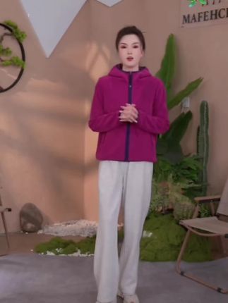 #秋冬女户外抓绒衣保暖加厚连帽开衫弹力加绒时尚外套#极简穿搭 #今日穿搭 #懒人必备