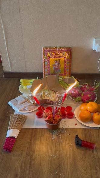 新加坡每月初二大伯公,正宗做法一次说清 新加坡初二,拜土地公(大伯公)传统习俗,每月头牙祈福,求财求平安,本地人都在守的老规矩,干货教程+避坑指南#新加坡初二 #拜大伯公 #新加坡习俗 #土地公 #祈福求财