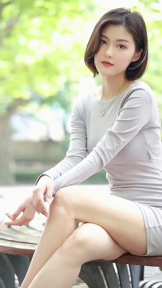 #上热门 美女模特程儿#性感曲线 #清纯甜美 #极品美
