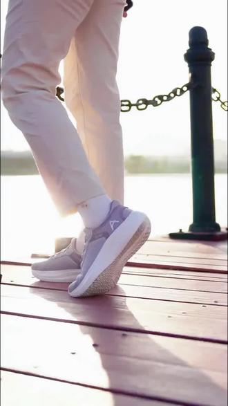 Anni mama免弯腰健步鞋 加绒防滑宽楦
#免弯腰鞋 #加绒健步鞋 #一脚蹬女鞋 #防滑软底 #宽楦舒适