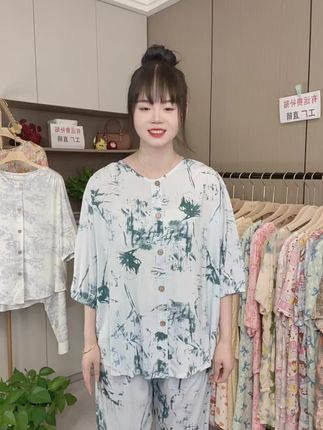 莱赛尔绵绸套装,国风颜色:雪松💕,早上6点半开播,姐妹们,不见不散哦😘,#绵绸睡衣 #绵绸套装 #绵绸两件套 #绵绸家居服 #绵绸面料