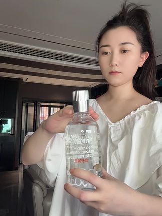 漱口水就选它,清洁清新一小口就可以,稳稳得!#呼吸海洋 #漱口水 #口腔健康 #口腔护理