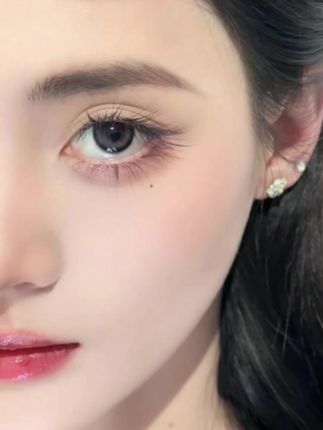 睫毛选对 颜值翻倍 清冷破碎感的狐系睫毛来啦,姐妹们真的绝美 #假睫毛 #狐系睫毛 #人人都可以是睫毛精 #眼妆 #睫毛分享