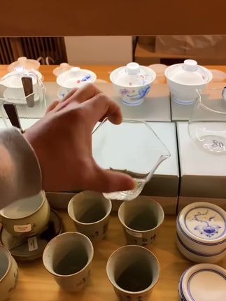 #强烈推荐 六角玻璃公道杯耐热日式手抓分茶器单个家用无耳透明公杯茶海茶具#茶具#公道杯#分茶器#喝茶