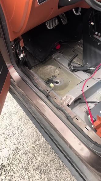 众泰T700踏板不工作!