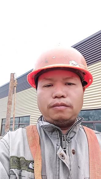 第二排开始焊角钢#施工现场实拍