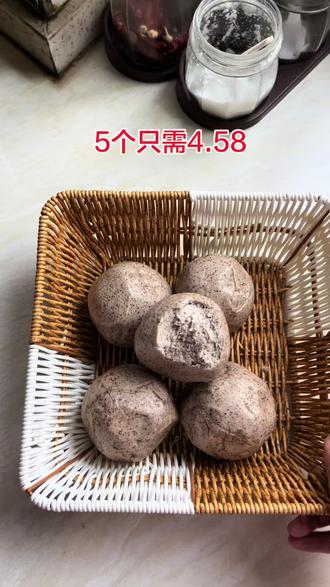 控糖期也能大口吃的馒头,纯荞麦无白面,糖友放心炫!#荞麦馒头#粗粮馒头#控糖饮食#现做现发#减脂期主食
