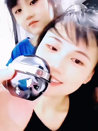 哇哦😉时空旅者深海胶原昼夜紧致面霜太绝啦!富含深海胶原,早晚用都超棒,能让肌肤嘭弹紧致,还能深层锁水保湿,让肌肤时刻水润。质地滋润不油腻,吸收超快~坚持用,肌肤状态越来越好💕 #时空旅者 #深海胶原面霜 #昼夜紧致 #护肤好物