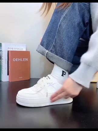 环球黑白熊猫板鞋女2025新款秋季爆款鞋子学生厚底百搭休闲小白鞋#新款女鞋 #潮鞋推荐好看不贵 #百搭鞋子 #女鞋穿搭 #好鞋推荐