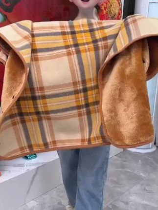 这款双层面料不惧严寒的多功能披肩毯,舒适保暖不怕空调吹,可盖腿,趟沙发上可当小被子使用#秋冬新款 #实用好物