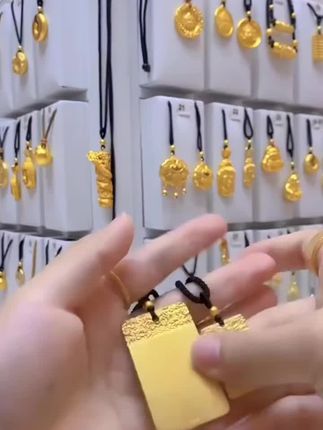 #时尚饰品