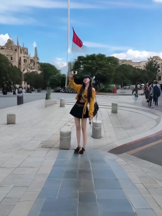 #早秋才是甜妹的主场#舒畅的入秋穿搭都是琥珀系#戚薇琥珀流光秋日氛围感#韩系穿搭 #高级感