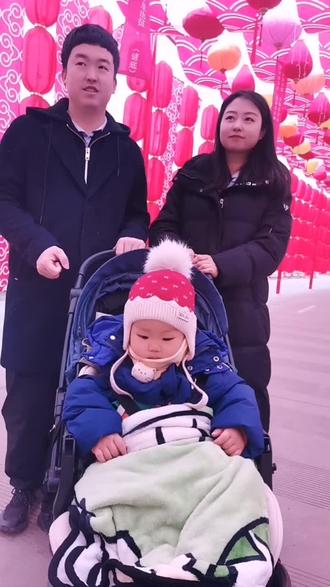 三八节,带着小宝贝,三国小镇逛一圈。