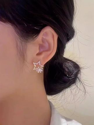 #耳饰分享 月溅星河耳钉女爆款网红百搭耳饰925银针防过敏耳环新款设计感潮#耳饰搭配 #耳饰耳钉气质百搭 #时尚耳环 #耳钉耳环推荐