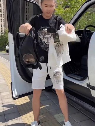 美杜莎范思VERSAC男士夏季轻奢冰丝圆领短袖T恤烫钻时尚潮牌大码#夏装新款 #短袖t恤 #视频同款#爆款热卖中