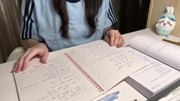 今天给三年级演示一下如何利用晚上时间速通三年级下册《邪修版) #三年级 #三年级下册