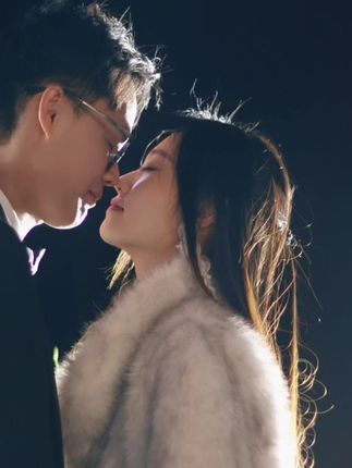 他答应我的没有食言 我答应你们的2千粉丝剪求婚视频 也没有食言#原创视频 #vlog日常 #求婚 #抖音热门