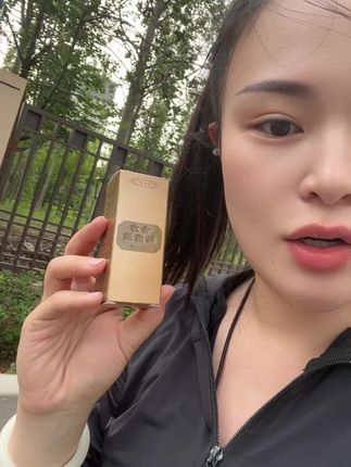 难得今天有时间,不开车了,骑个电驴子出门买菜。哈哈哈。出门必备。