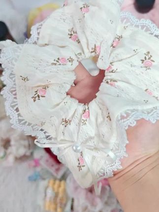方巾发圈侧编发,超美超甜哦#方巾发圈 #仙女必备 #穿搭神器 #夏日发型发饰#甜美温柔