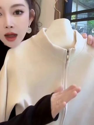 Nalian/拿恋豆子优选-暖炉小蛮腰简约双头拉链卫衣外套女 DZ802#时尚气质穿搭 #时尚穿搭时尚穿搭时尚 #潮流时尚穿搭 #女装时尚穿搭 #时髦穿搭