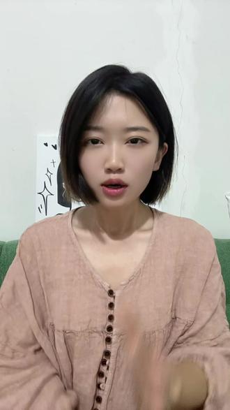 轻松打发时间,小火人超有意思 #多闪app #小火人AI聊天 #多闪