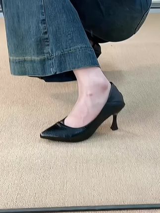 #上热门 #时尚美鞋 #软底软面穿上超舒服 #轻奢女鞋 #气质百搭