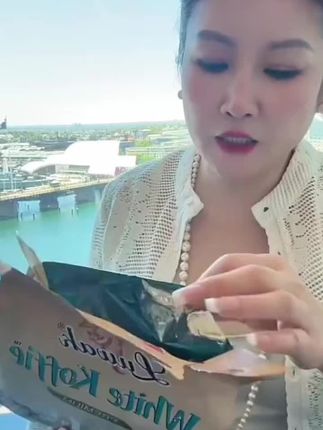 印尼进口猫斯露哇猫屎三合一白咖啡400克-800克袋装速溶咖啡粉#强烈推荐 #超便宜超划算 #好物推荐🔥 #美食分享 #爱了爱了 @DOU+小助手 @DOU+好生意
