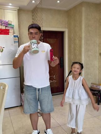 比起18岁的自己更喜欢现在的自己,成熟且自信,我们都要努力活成自己想要的样子!