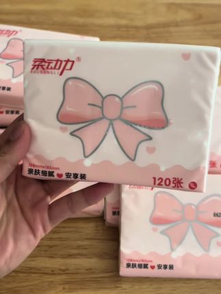 #纸巾 #便携式纸巾 纸巾、便携式、携带方便、柔软亲肤