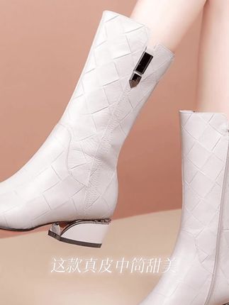真皮中筒甜美百搭时尚圆头低跟女鞋秋冬新款侧拉链妈妈皮靴女靴