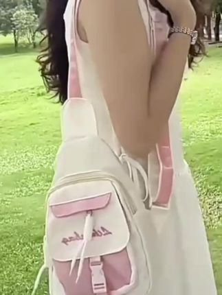 韩系女童胸包中大童大容量儿童斜挎包女孩外出旅游可爱洋气单肩包#女童斜挎包 #儿童背包 #旅游小背包#韩系女童胸包 推荐